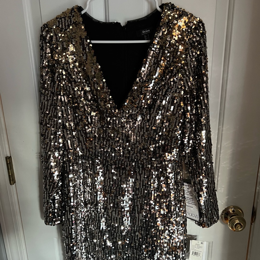 New Aidan Mattox short sequin dress. Never worn- tags still attached